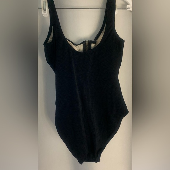 Pacific Connections Plus Size Black One Piece Swim Suit, Gold Zip Front; Size 16 - Picture 3 of 8